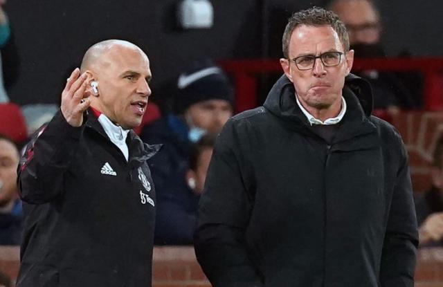 开云线上入口-朗尼克:曼联下半场冒险得到回报 C罗踢出最佳表现